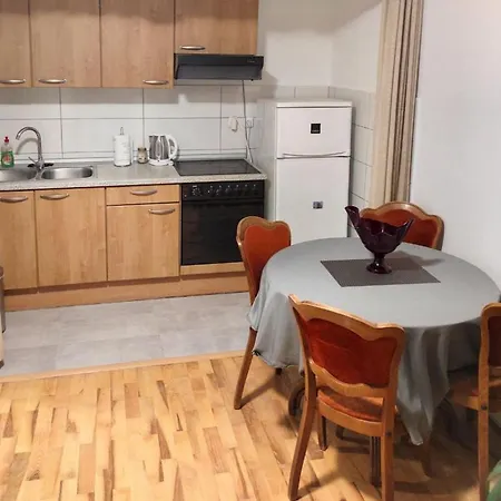 Aurora Apartman Appartement *